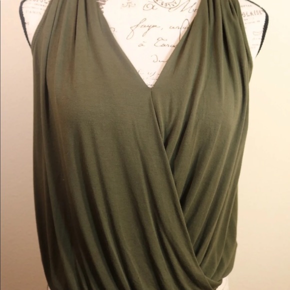 New w tags American eagle v neck olive green top tank vneck - Picture 2 of 4